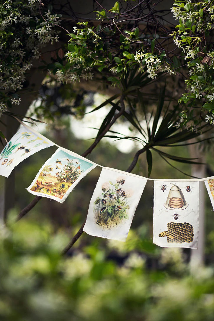 Precious Bees - Garland