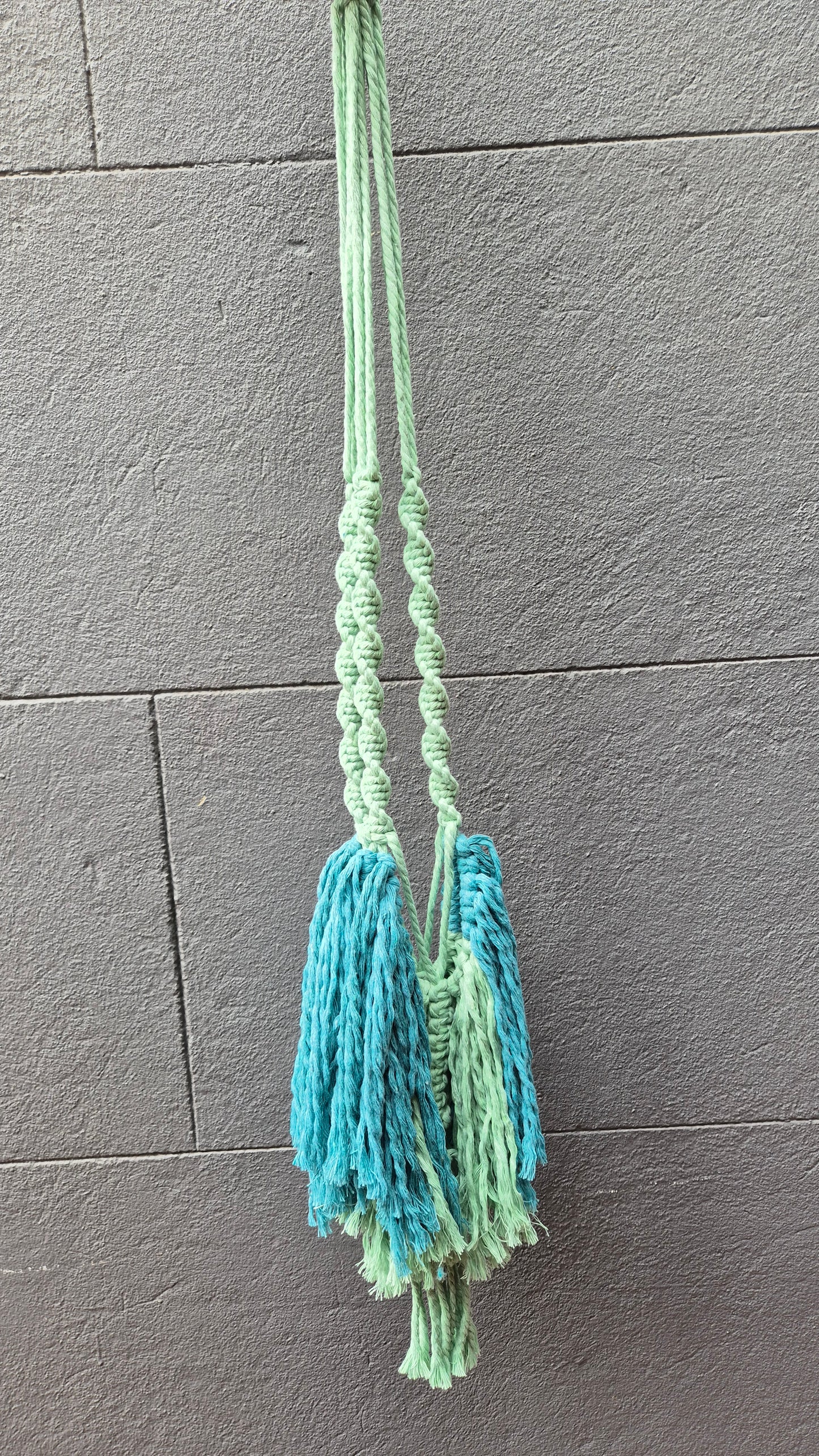 Macrame Plant Hanger - Elizabeth